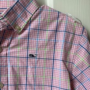 VINEYARD VINES~EUC~Size M 12-14~Boy’s Blue/Pink Checkered Button Down Shirt
